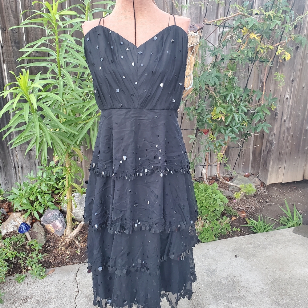 Badgley Mischka Black Strapless Layered Dress
